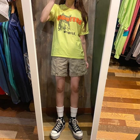 HOOTERS　Tシャツ