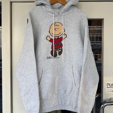 90's USA製 SNOOPY〝CHARLIE BROWN〟プリントフーディ