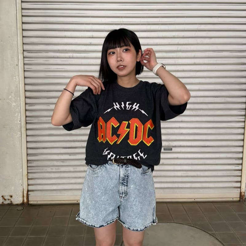 AC/DCハードロックオーストラリアバンTプリントロゴデカロゴグランジN25 AC/DCハードロックオーストラリアバンTプリントロゴデカロゴ