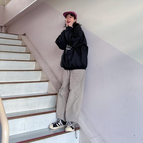 ReebokハーフジップナイロンPO