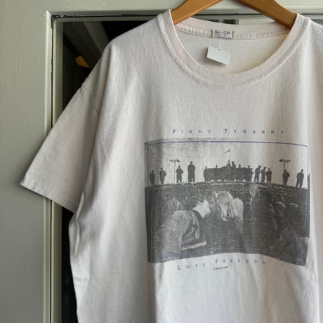 FIGHT TYRANNY フォトTシャツ