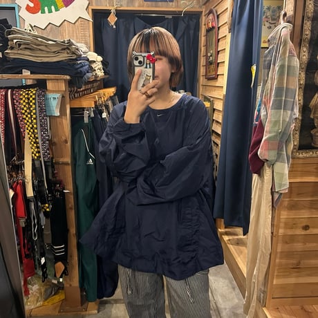 NIKE ナイロンプルオーバー