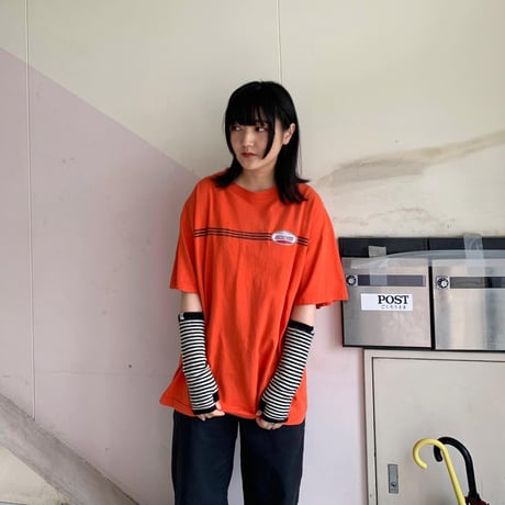 adidasスリーストライプスTシャツ