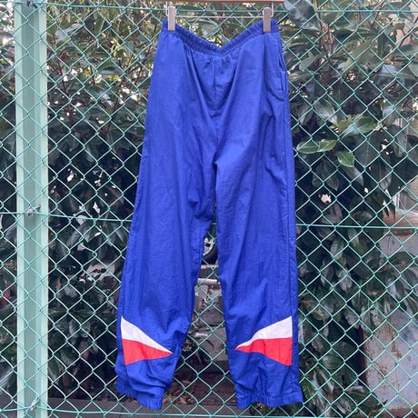 ウォームアップパンツ