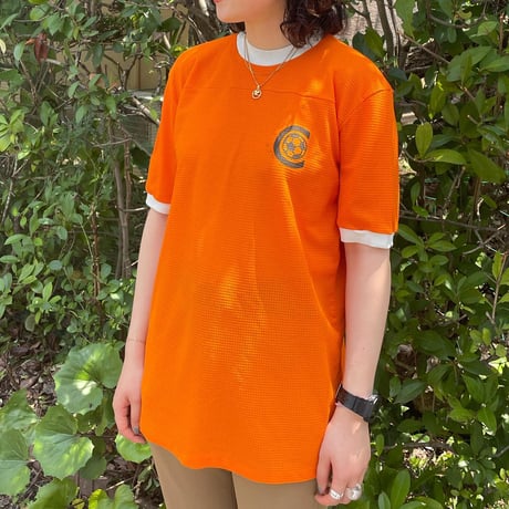 ユニフォーム風リンガーTシャツ