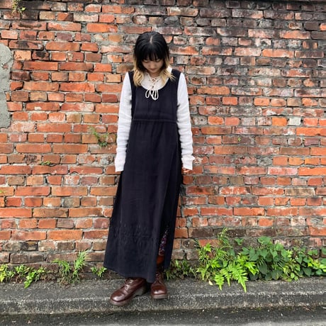 刺繍ノースリーブワンピース