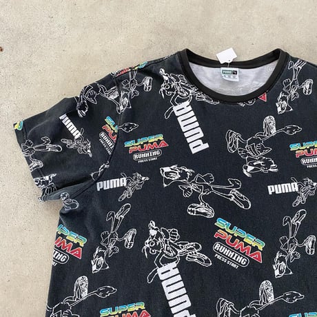 PUMA総柄プリントTシャツ