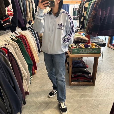 adidas フード付きトラックジャケット