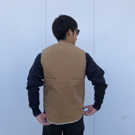 USA製Carhartt ボアベスト