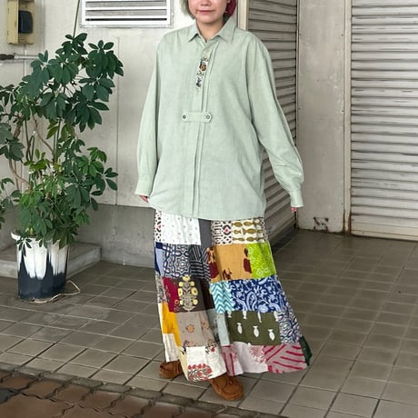 民族刺繍チロリアンシャツ