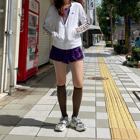 adidas サイドラインジップフーディー