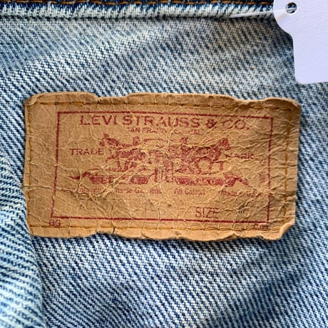 Levi'sデニムリメイクベスト