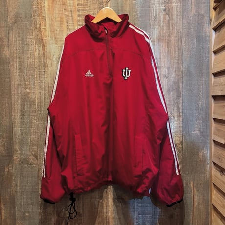 adidas ハーフジップナイロンプルオーバー