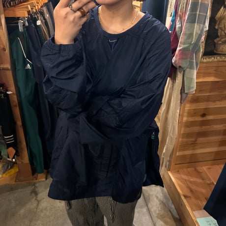 NIKE ナイロンプルオーバー
