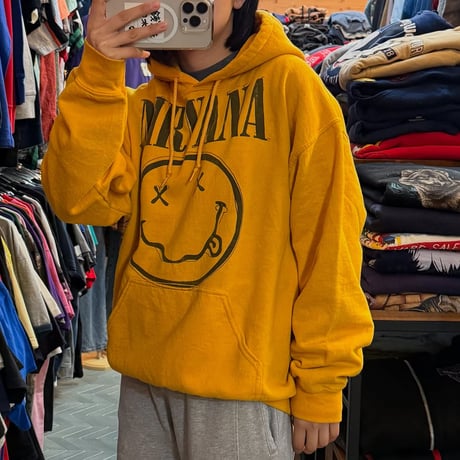 NIRVANA プリントパーカー