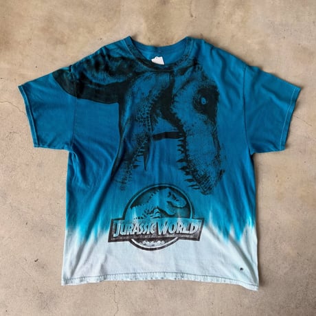 ジュラシックワールド プリントTシャツ