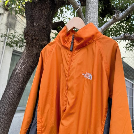 The North Faceナイロンジャケット🍊
