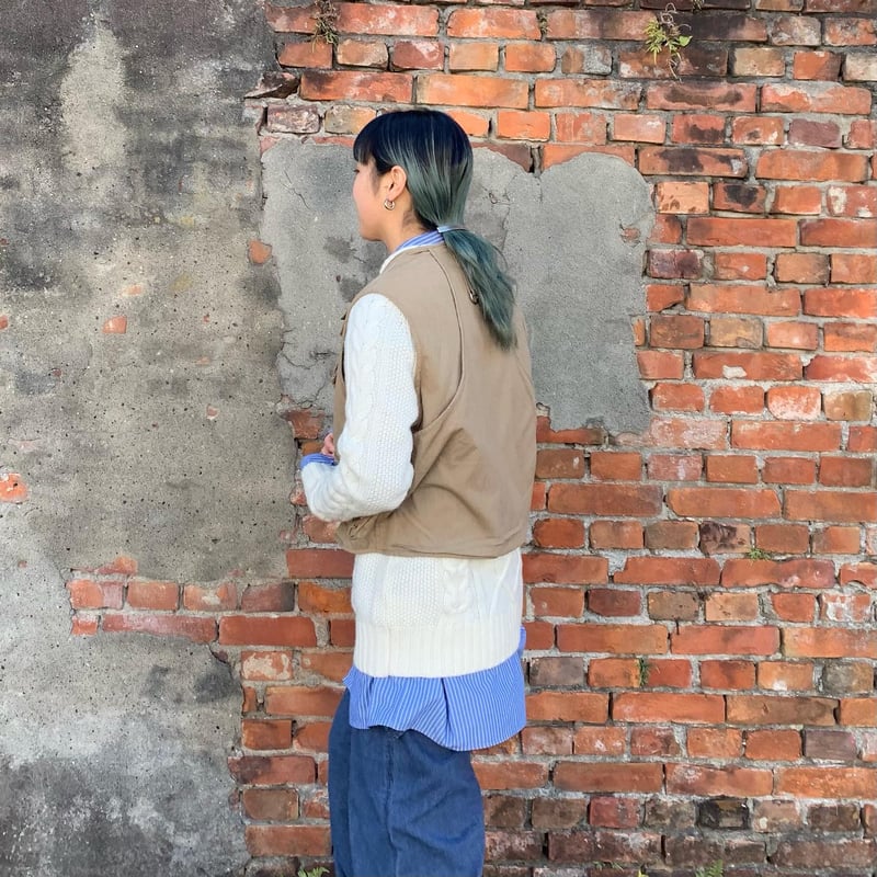 90s 雰囲気系 短丈ダウンフィッシングベスト CP Companyサンプリング 美品】C.P. COMPANY CPカンパニーダウンベスト - メルカリ