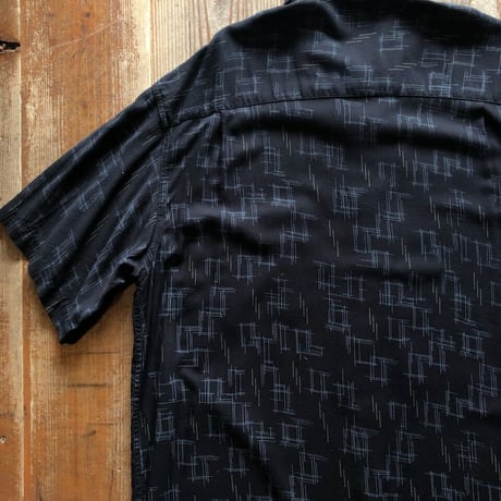 レーヨン総柄シャツ XL