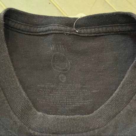 NIRVANA イン・ユーテロ デザインTシャツ