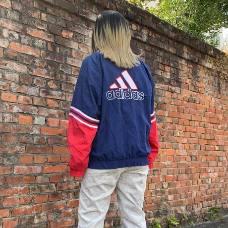 adidasナイロン切り替えフルジップ