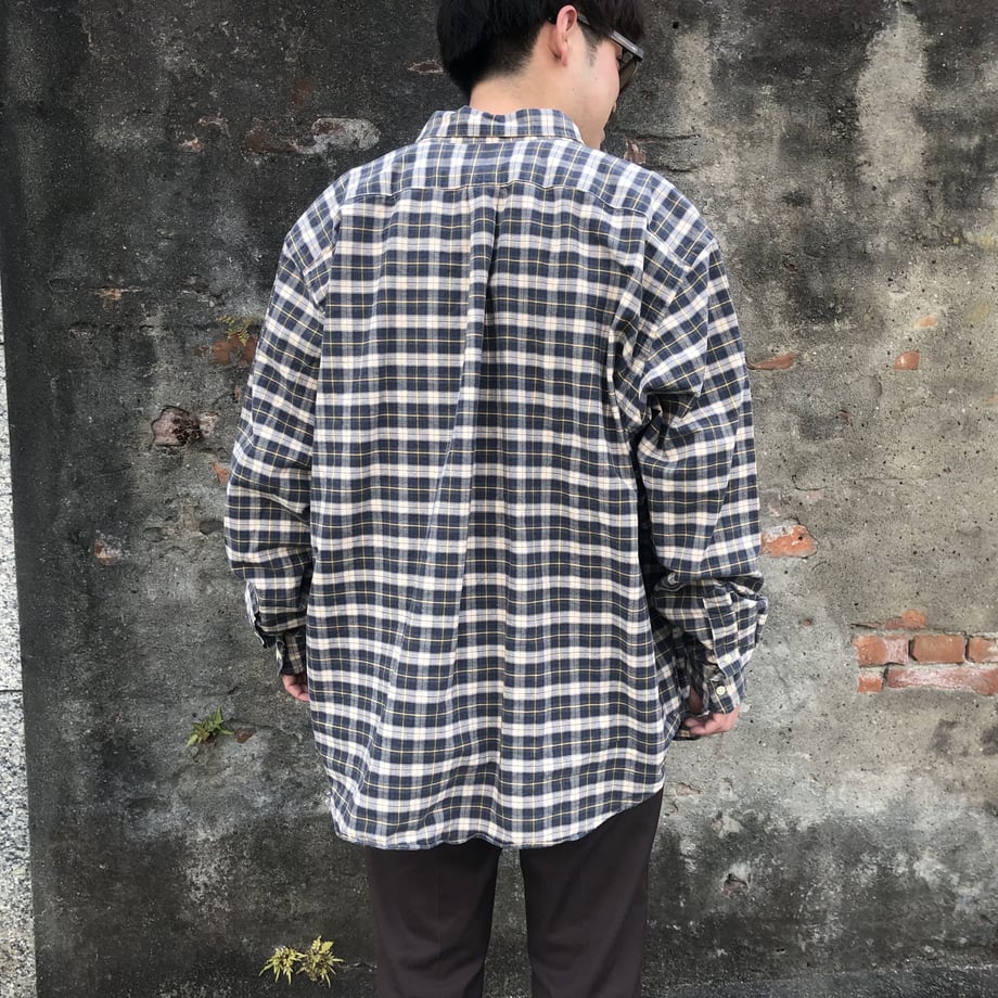 62297ec32b2d3d55993a5280