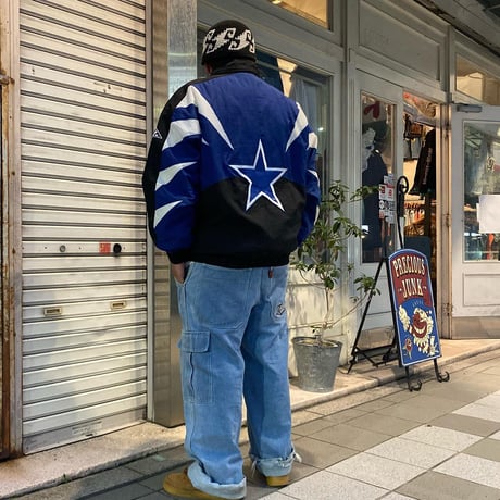 NFL ダラス・カウボーイズ 中綿ナイロンジャケット