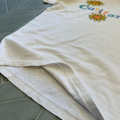 カリフォルニアにっこりお花Tシャツ