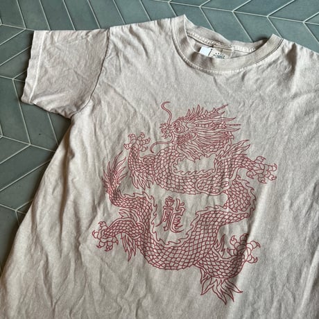 USA製 龍デザインTシャツ