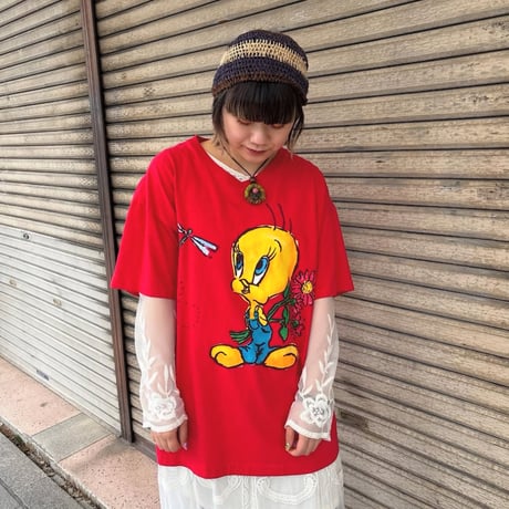 トゥイーティー VネックプリントTシャツ