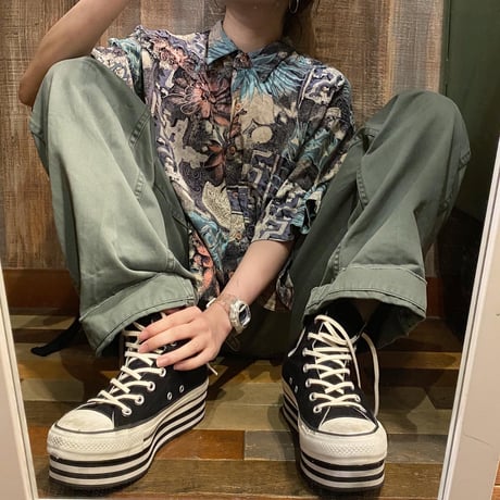 植物柄デザイン柄シャツ