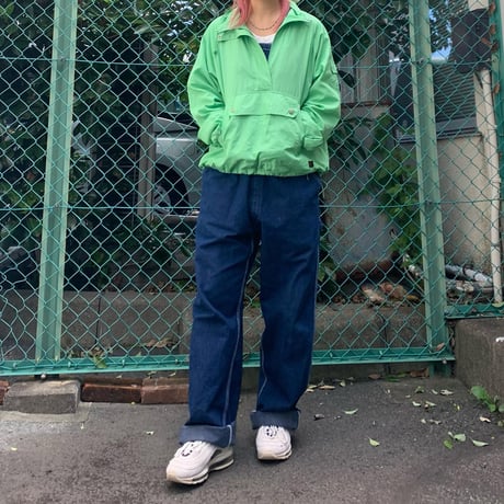 ハーフジップナイロンプルオーバー
