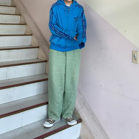 adidasジャージフーディ