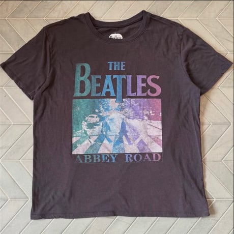 The Beatles アビイ・ロードTシャツ