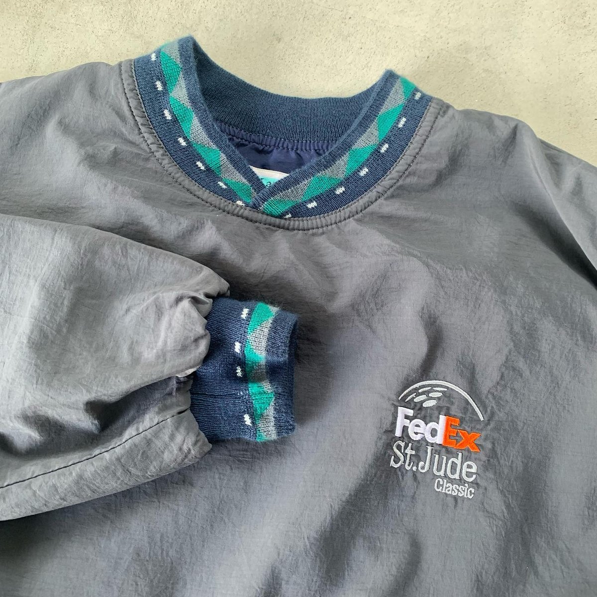 ゴルフ刺繍ナイロンプルオーバー | CUSTOM FEVER