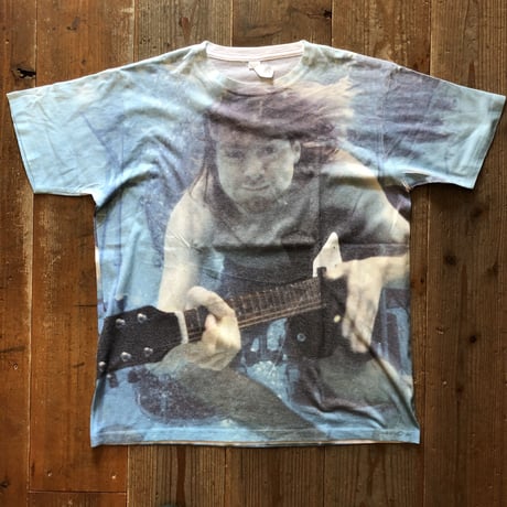 Kurt Cobain Tシャツ