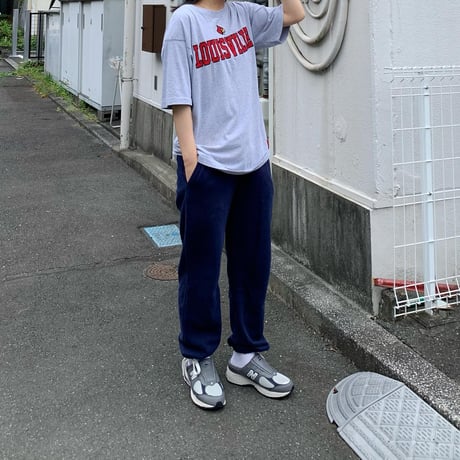 Louisville CardinalsチームTシャツ