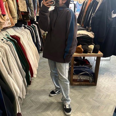 adidas ハーフジップスウェット