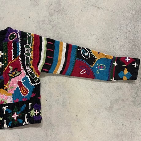 カラフル総柄刺繍ニットカーディガン
