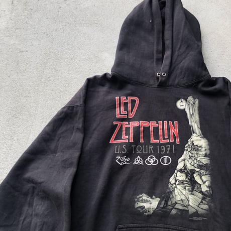 ©︎2004 LED ZEPPELIN バンドフーディ