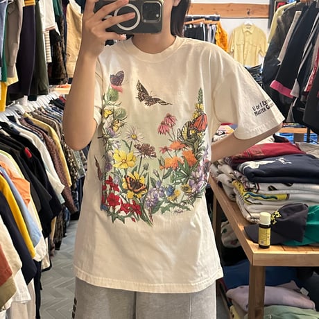 リアルバタフライTシャツ