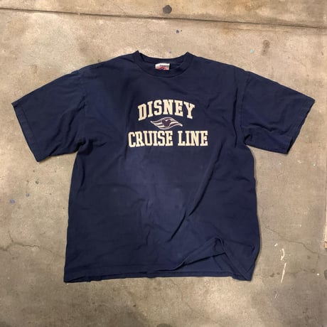 USA製ミッキーカレッジ風ワッペンTシャツ