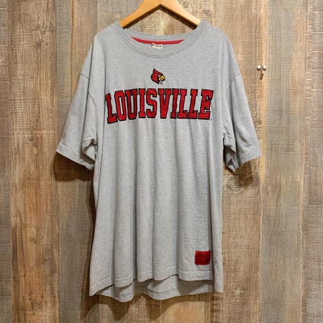 Louisville CardinalsチームTシャツ