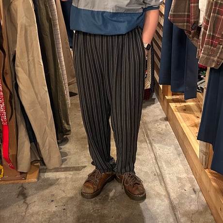 ストライプ リラックスパンツ