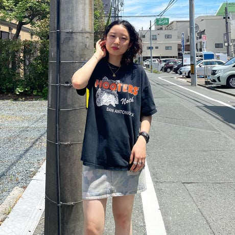 HOOTERS両面Tシャツ