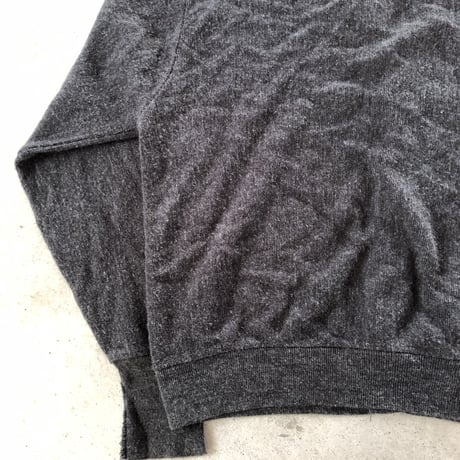LACOSTEアクリルニットセーター チャコールグレー