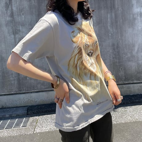 USA製ライオンTシャツ