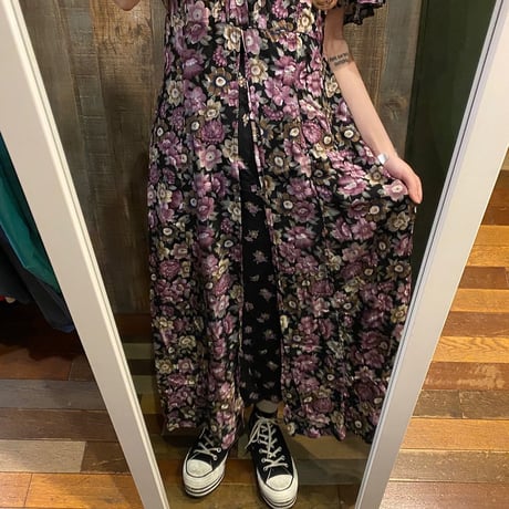 花柄シェルボタンワンピース