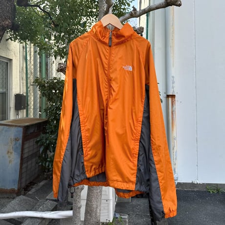The North Faceナイロンジャケット🍊