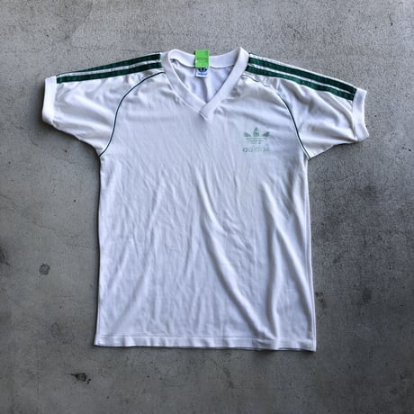 80's adidas VネックTシャツ